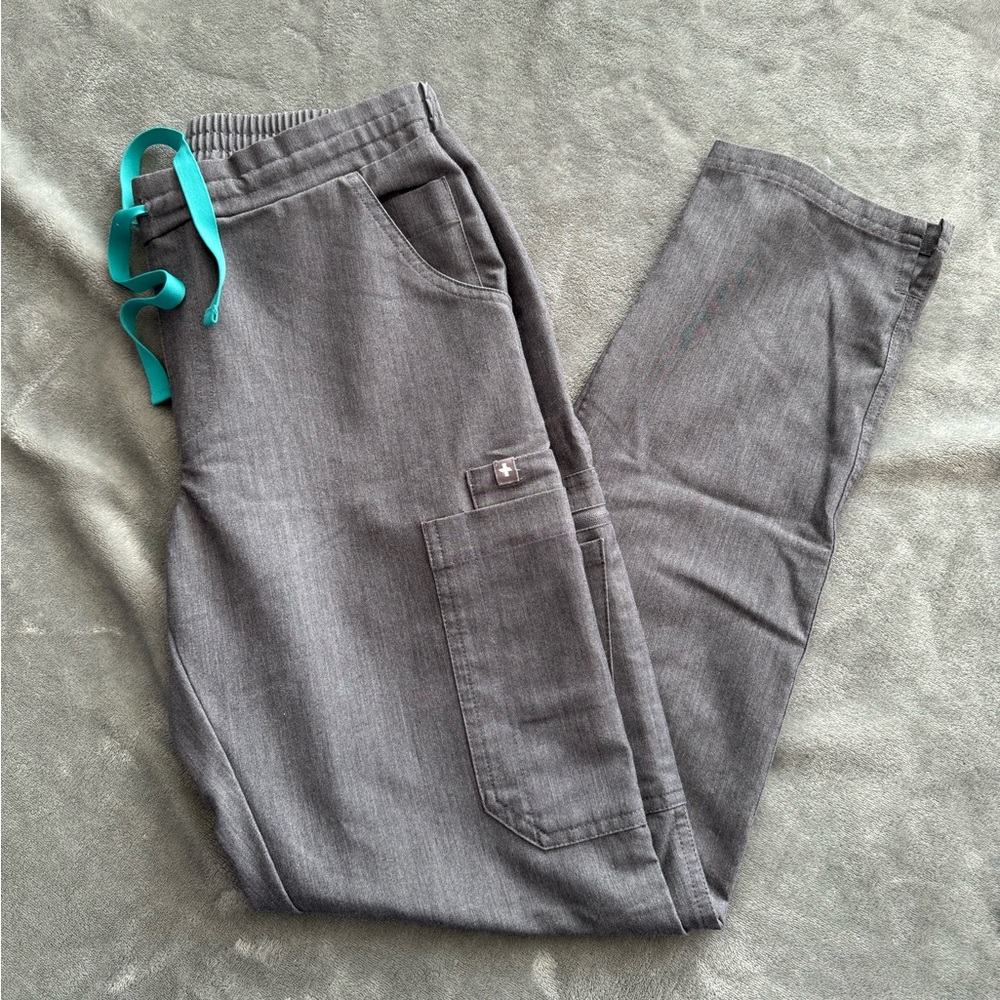 Figs Graphite Gray Scrub Bottoms